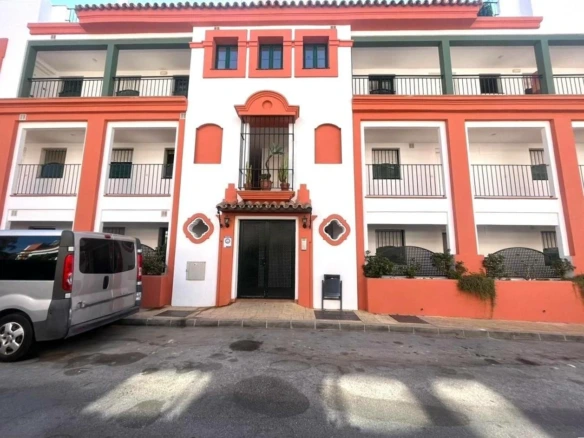 Piso en Estepona – Ref. 08084