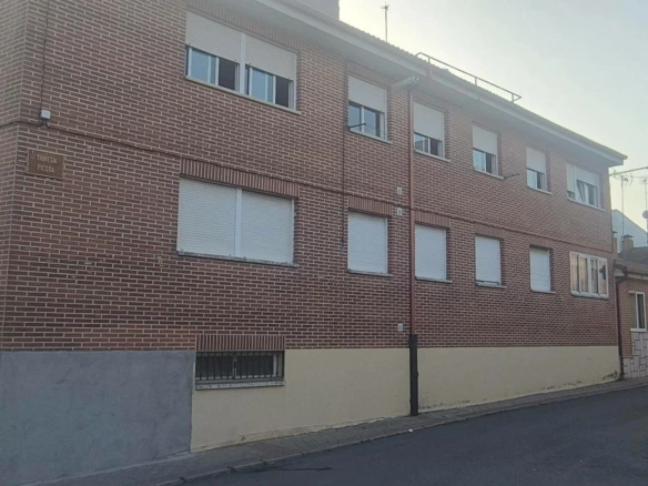 Piso en Olmedo – Ref. 08142