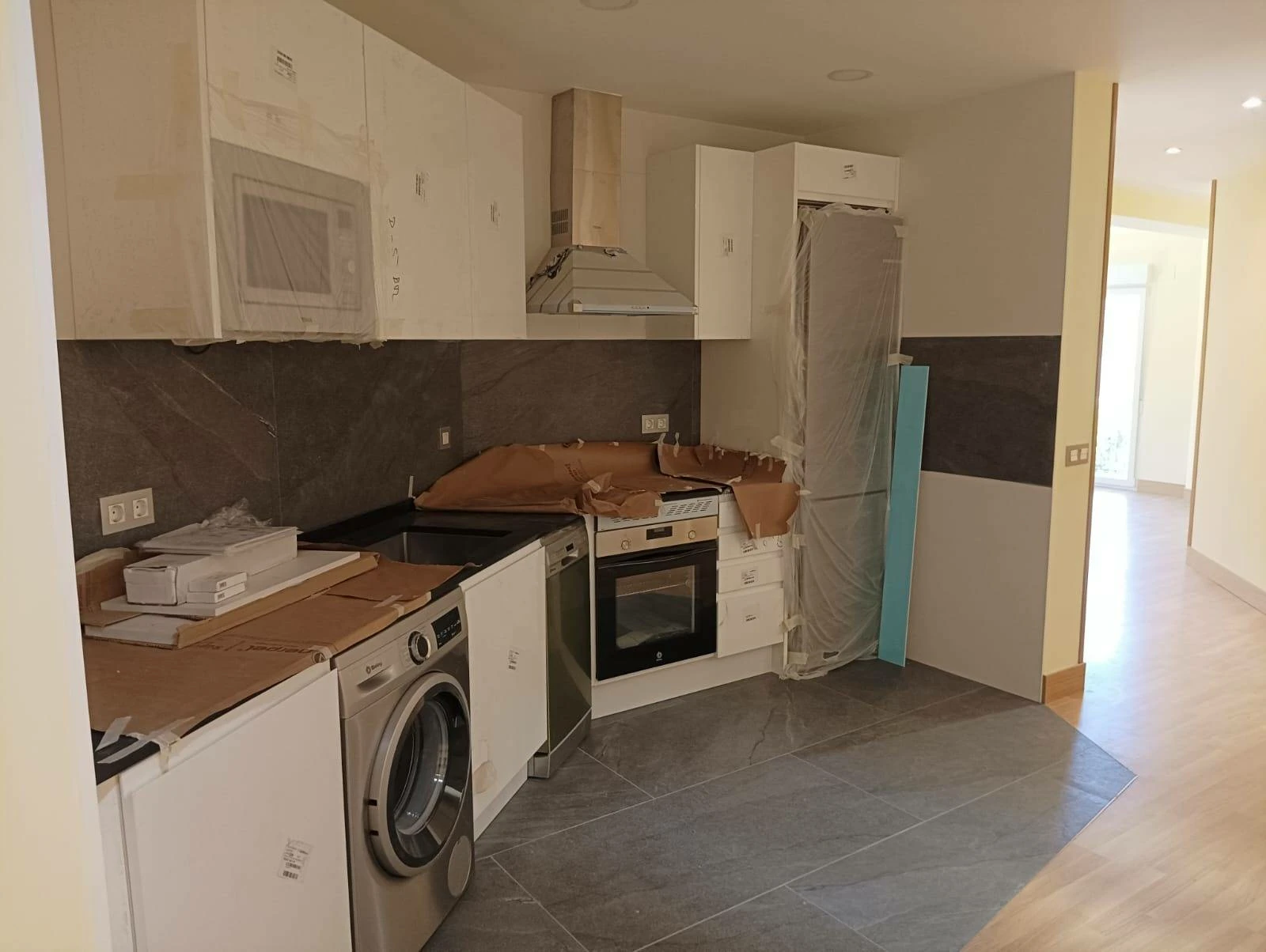 LA LATINA REFORMADO A ESTRENAR SIN COMISIÓN DE AGENCIA TRES DORMITORIOS TRES BAÑOS 160M2