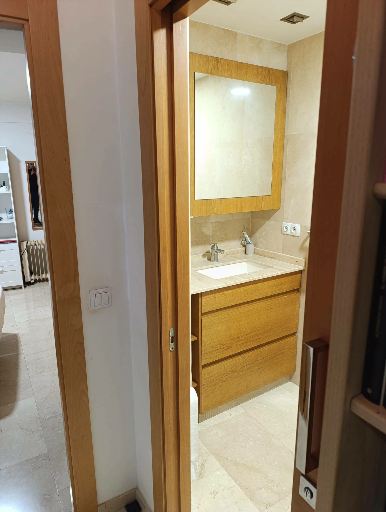 VALENCIA CENTRO BARRIO XEREA VIVIENDA REFORMADA CON PRIMERAS CALIDADES CUATRO DORMITORIOS DOS BAÑOS GARAJE