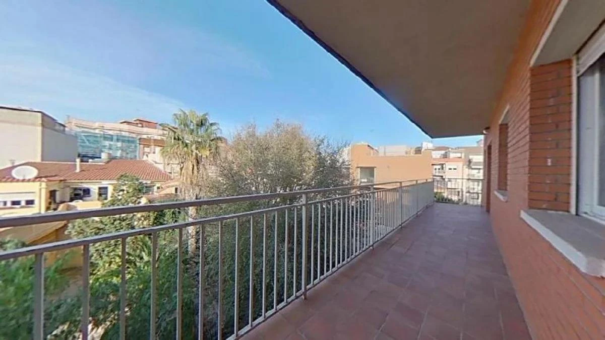 Piso en Barcelona – Ref. 08203