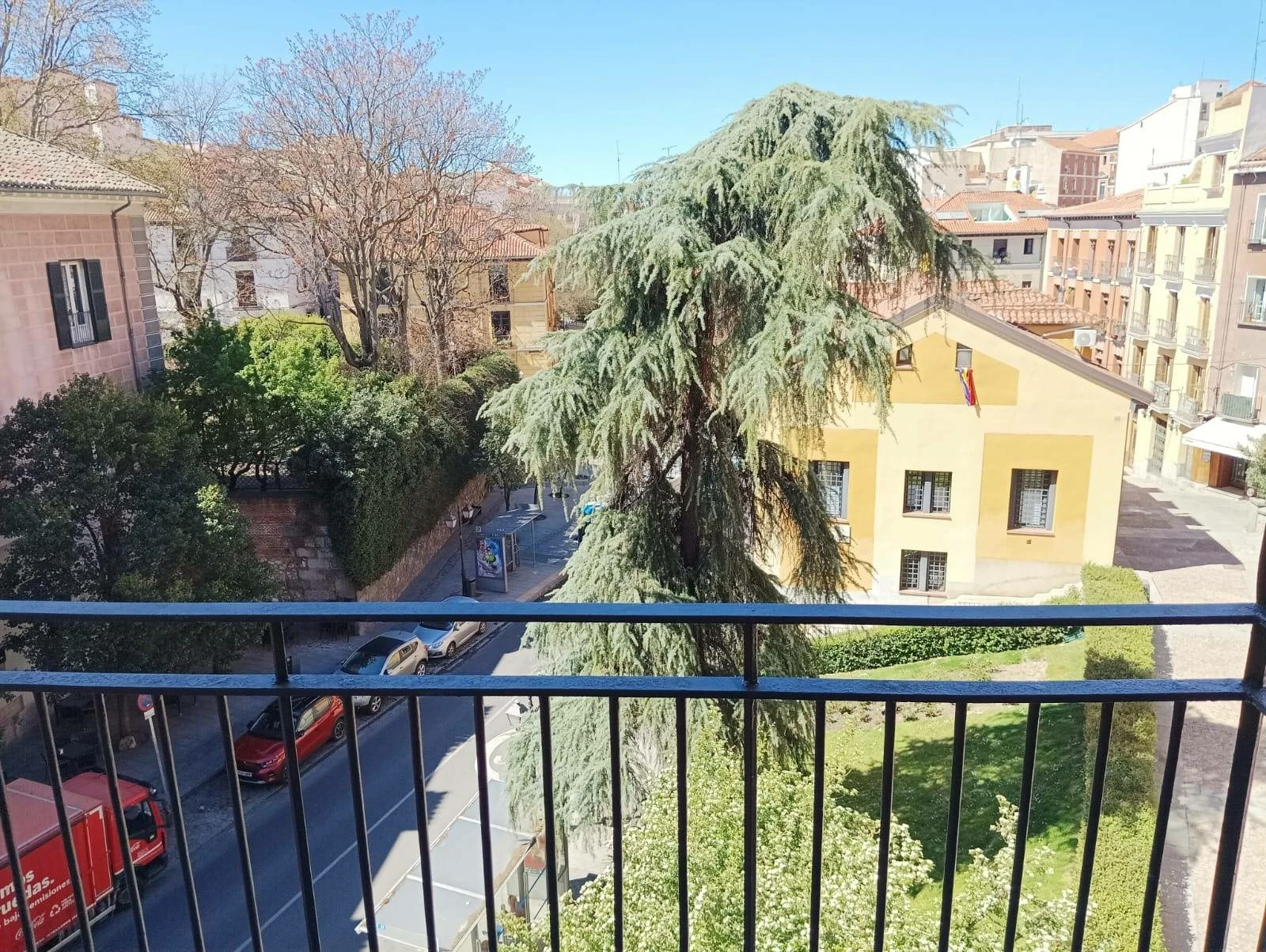 LA LATINA REFORMADO A ESTRENAR SIN COMISIÓN DE AGENCIA TRES DORMITORIOS TRES BAÑOS 160M2