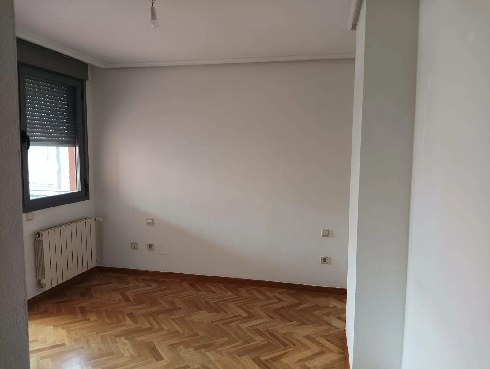 REJAS PLENILUNIO MAGNIFICO PISO DE TRES DORMITORIOS DOS BAÑOS GARAJE Y TRASTERO URBANIZACION PRIVADA