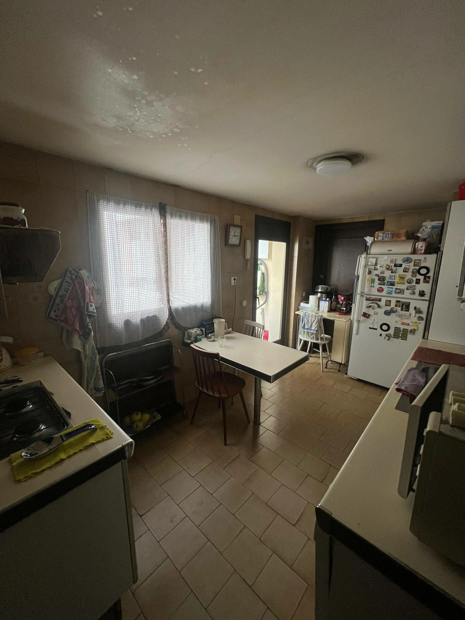 Espectacular piso del año 1980 con orientación oeste, todo exterior, situado en La Paz, en una de las urbanizaciones más exclusivas de la zona Madr