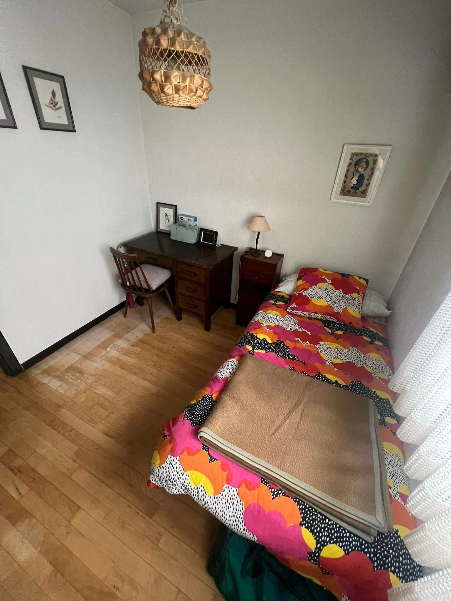 Espectacular piso del año 1980 con orientación oeste, todo exterior, situado en La Paz, en una de las urbanizaciones más exclusivas de la zona Madr