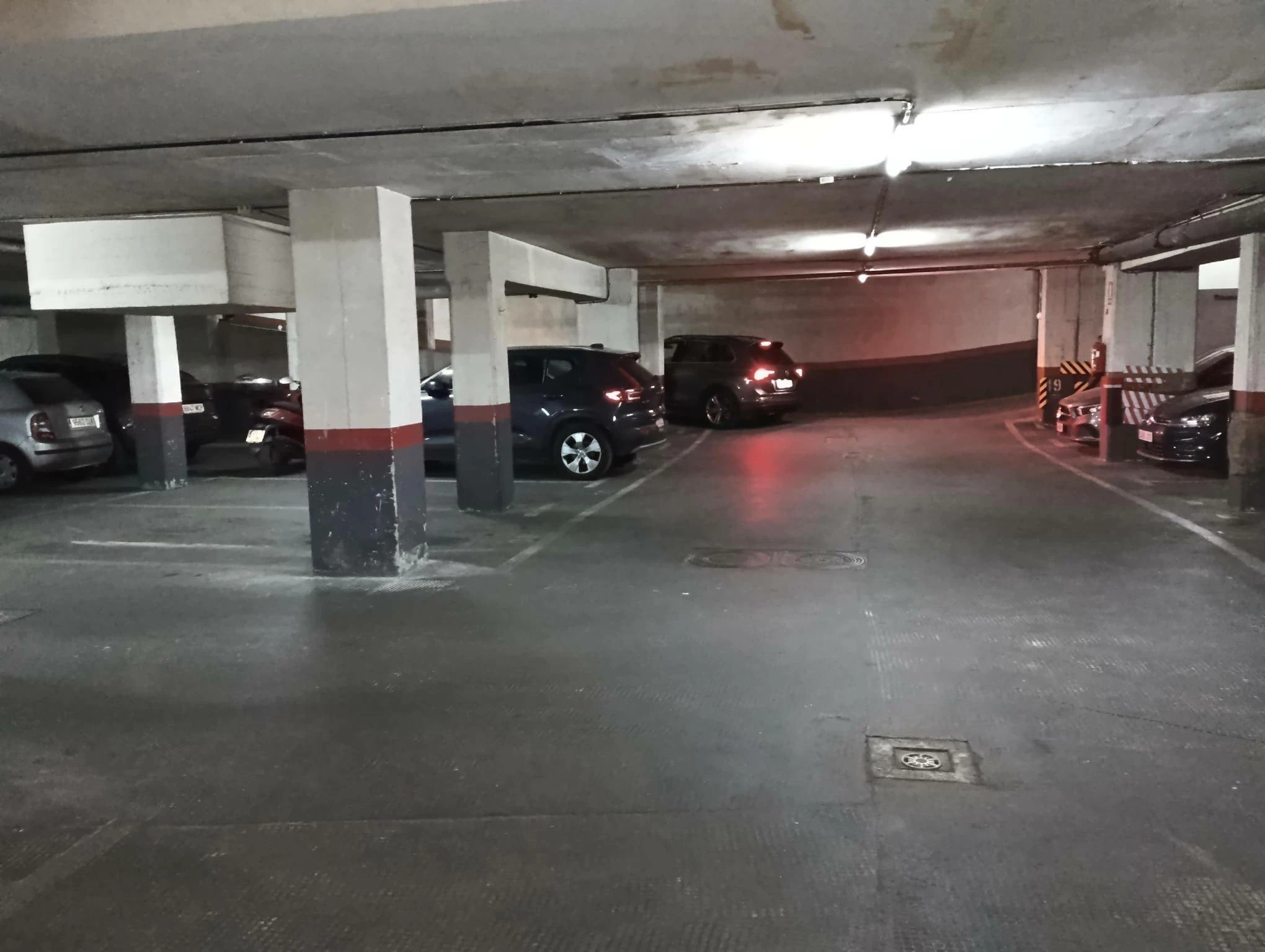 Piso muy representativo en el distrito de Ciudad Jardín a 50m del auditórium y de la boca del metro